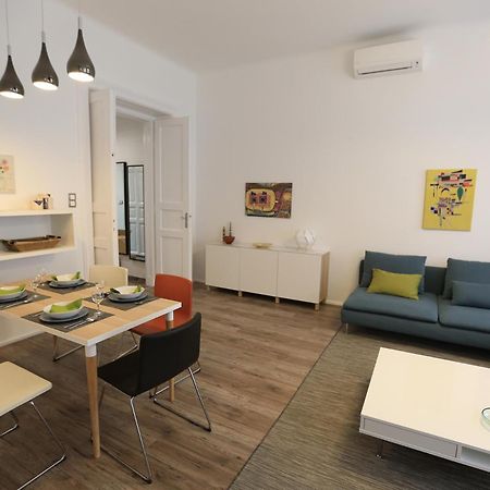 Paulay Central Top Suite Budapeste Exterior foto